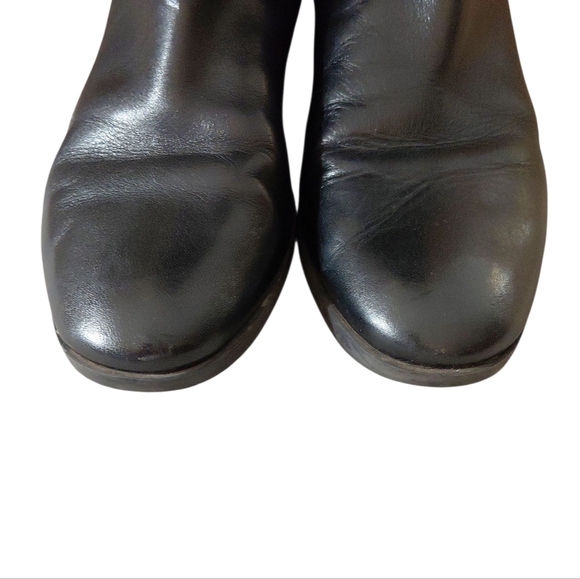 Michael Kors Black and Brown Heeled Boots - Picture 4 of 16